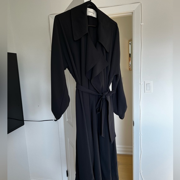 Black Babaton Medium flowy trench coat - Picture 2 of 4
